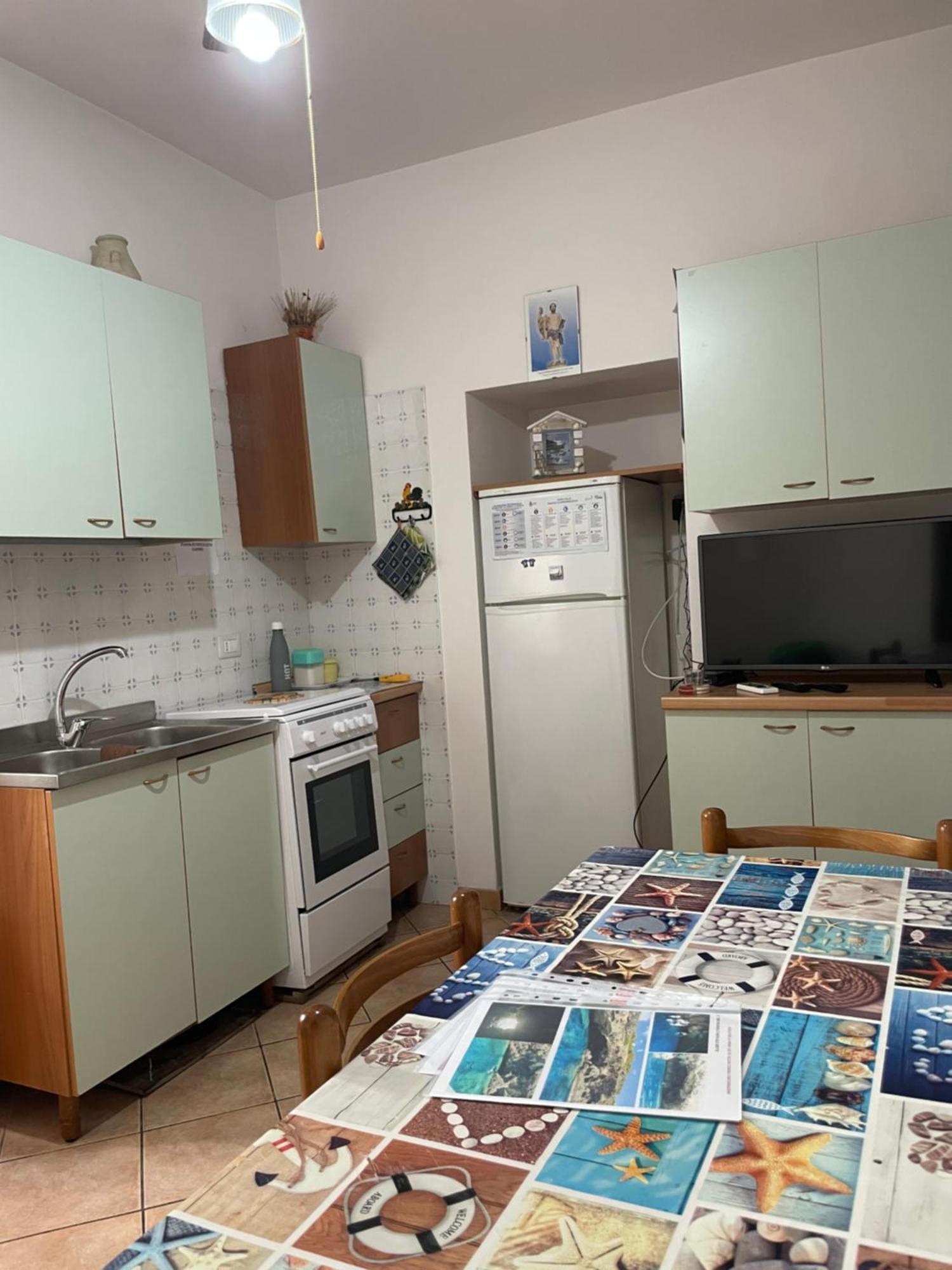 Appartamento Al Centro Di Ustica Isola di Ustica Exteriör bild